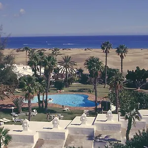 sahara-beach-club.maspalomashotels.com/